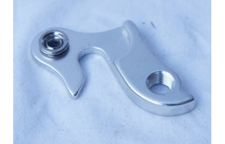 Ureche Schimbator UR-12